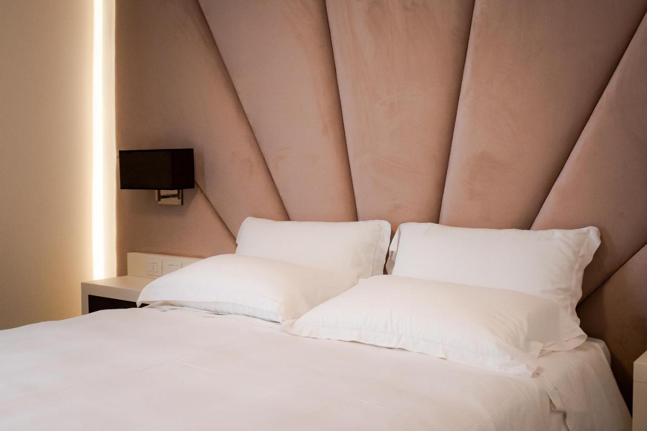 M2 Hotel Campi Bisenzio Extérieur photo